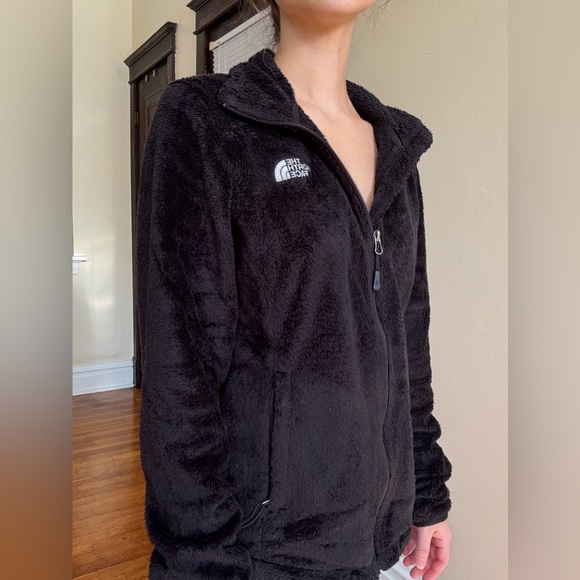 Black NorthFace jacket - Picture 2 of 4